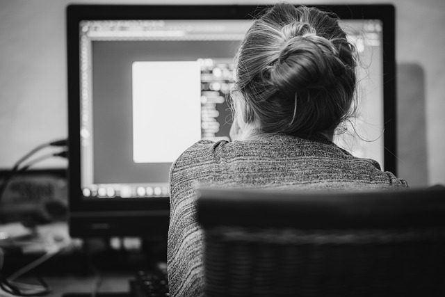 Revolutionizing Workplace Productivity: Enhancing Efficiency with AI Technology.